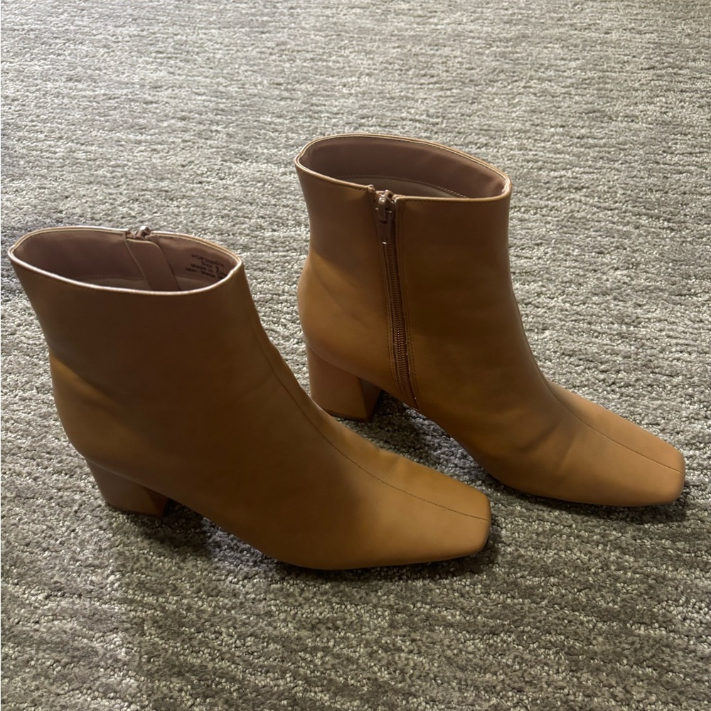Journee Collection Haylinn Boot - Picture 4 of 8
